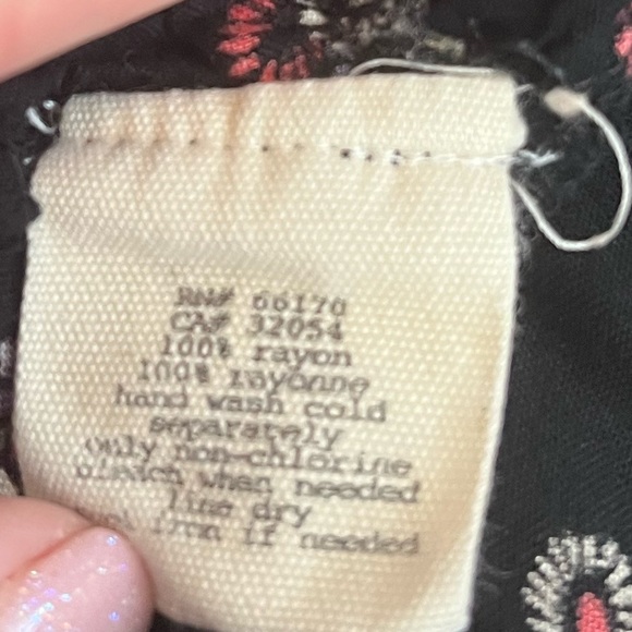 Pins and Needles Black Floral Dress Size Small - Picture 4 of 4